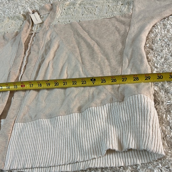 Anthropologie Ivory color oversized cardigan size xs - Picture 8 of 16